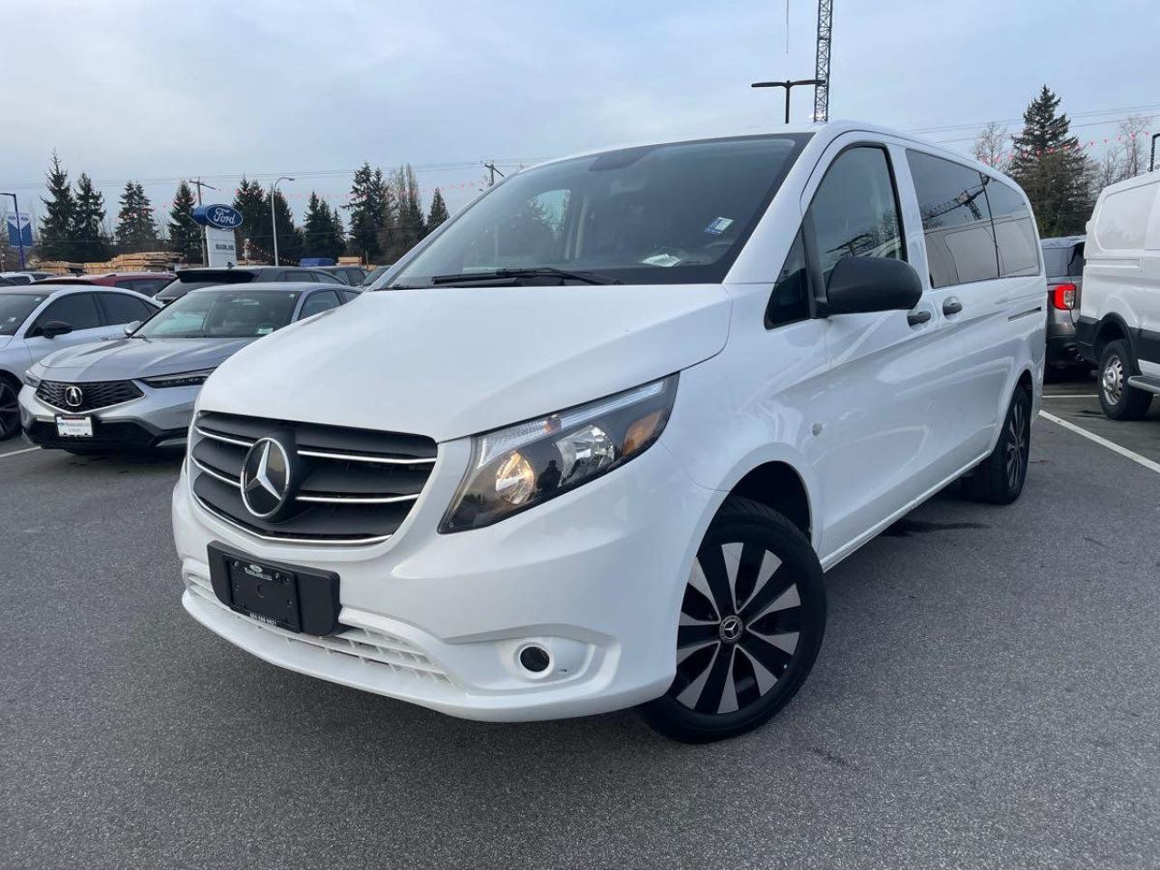 Used 2022 Mercedes-Benz Metris Passenger Van 8 PASSENGER-POWER SLIDING DOORS-LEATHER-74KM for sale in Toronto, ON