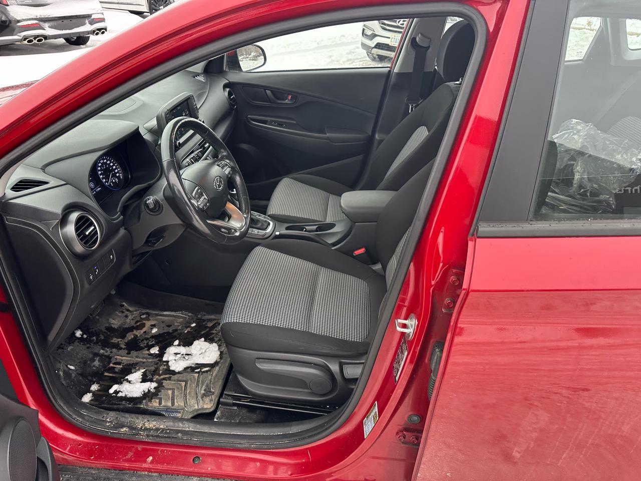 2020 Hyundai KONA 2.0L Preferred AWD Photo12