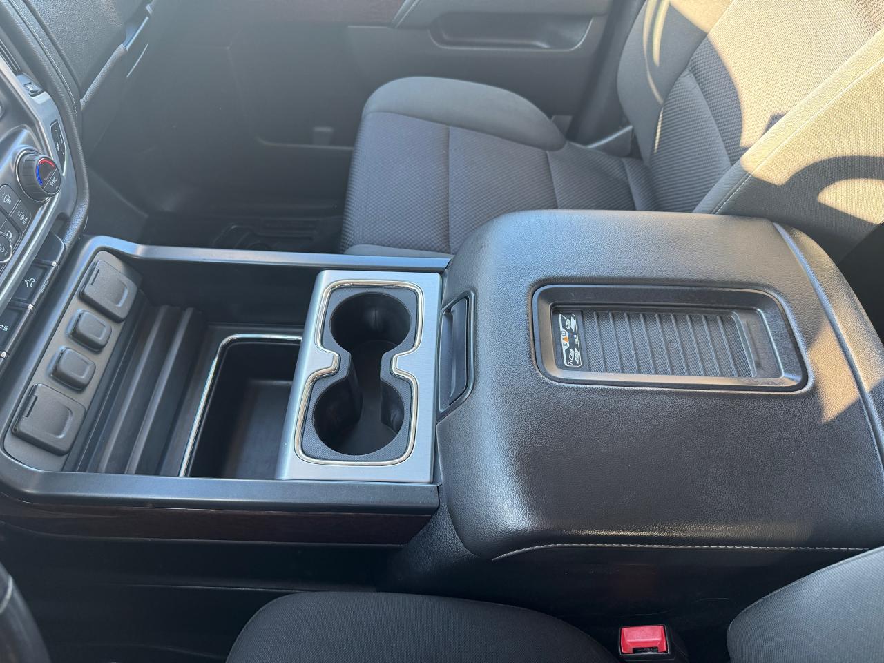 2017 GMC Sierra 1500 4WD CREW CAB 153.0" SLE - Photo #19