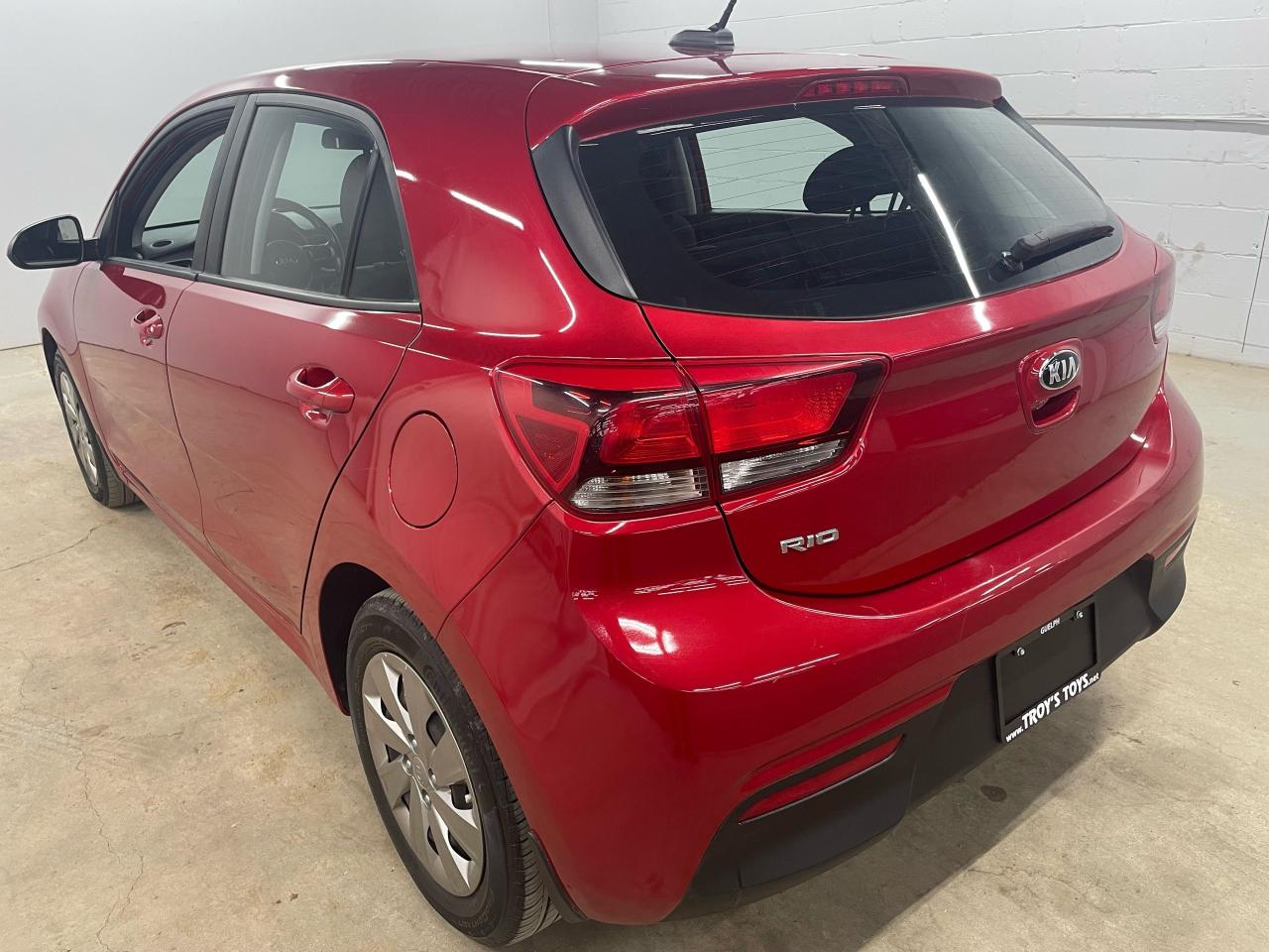 2019 Kia Rio S Photo4