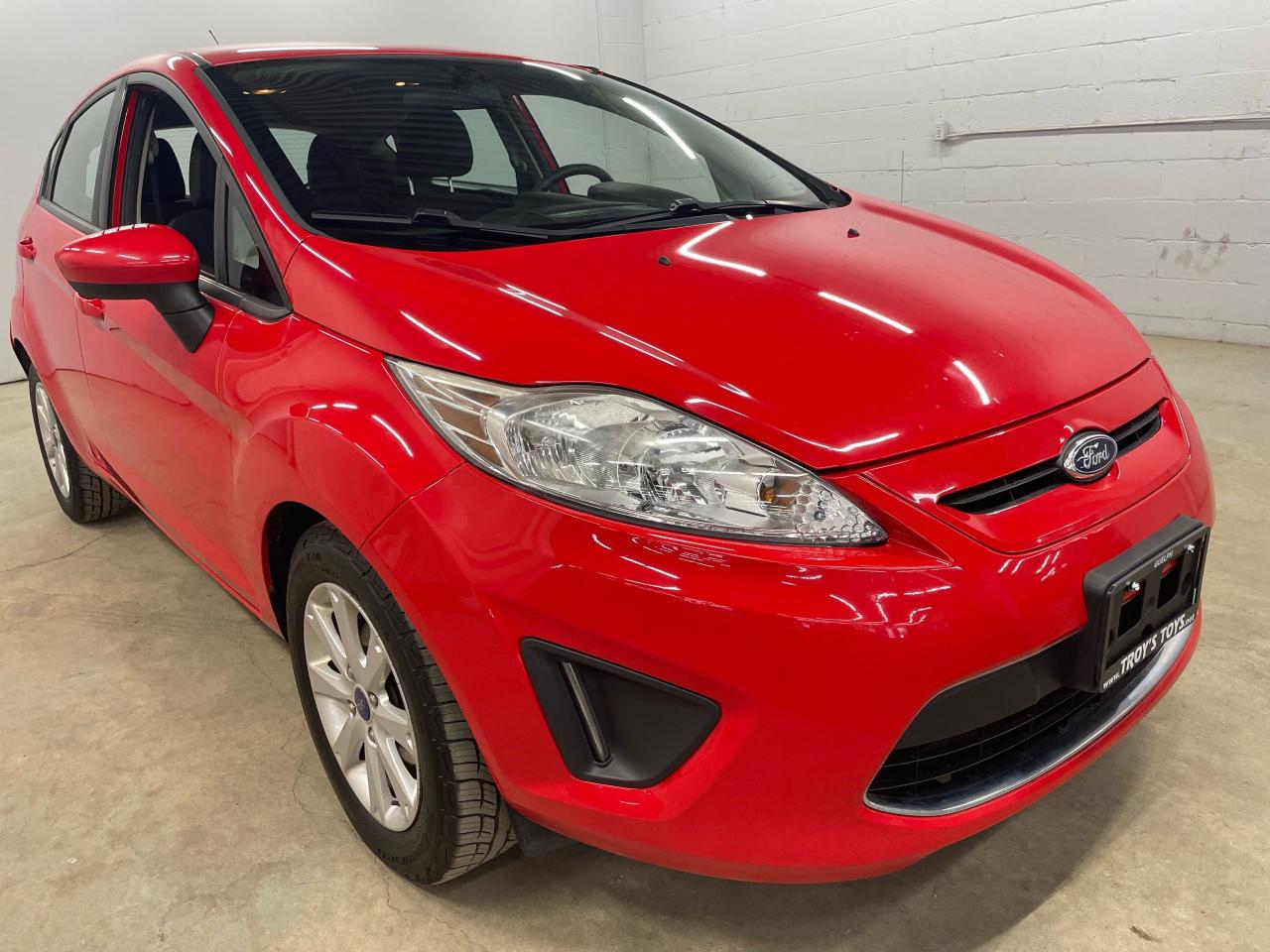 Used 2012 Ford Fiesta SE for sale in Guelph, ON