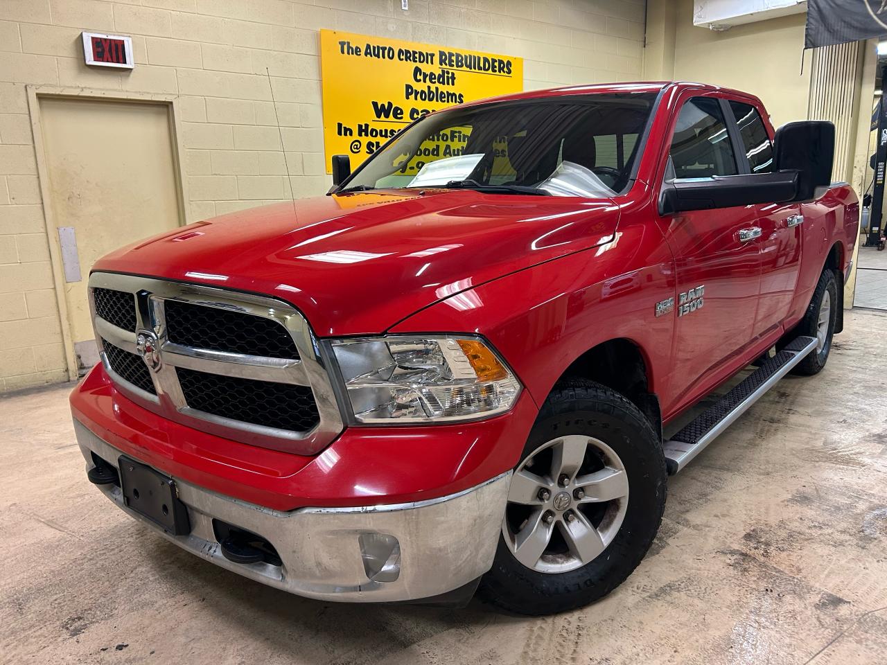 2017 RAM 1500 SLT - Photo #2