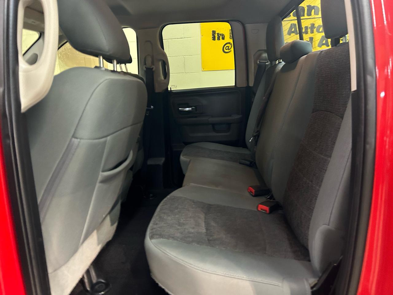 2017 RAM 1500 SLT - Photo #15
