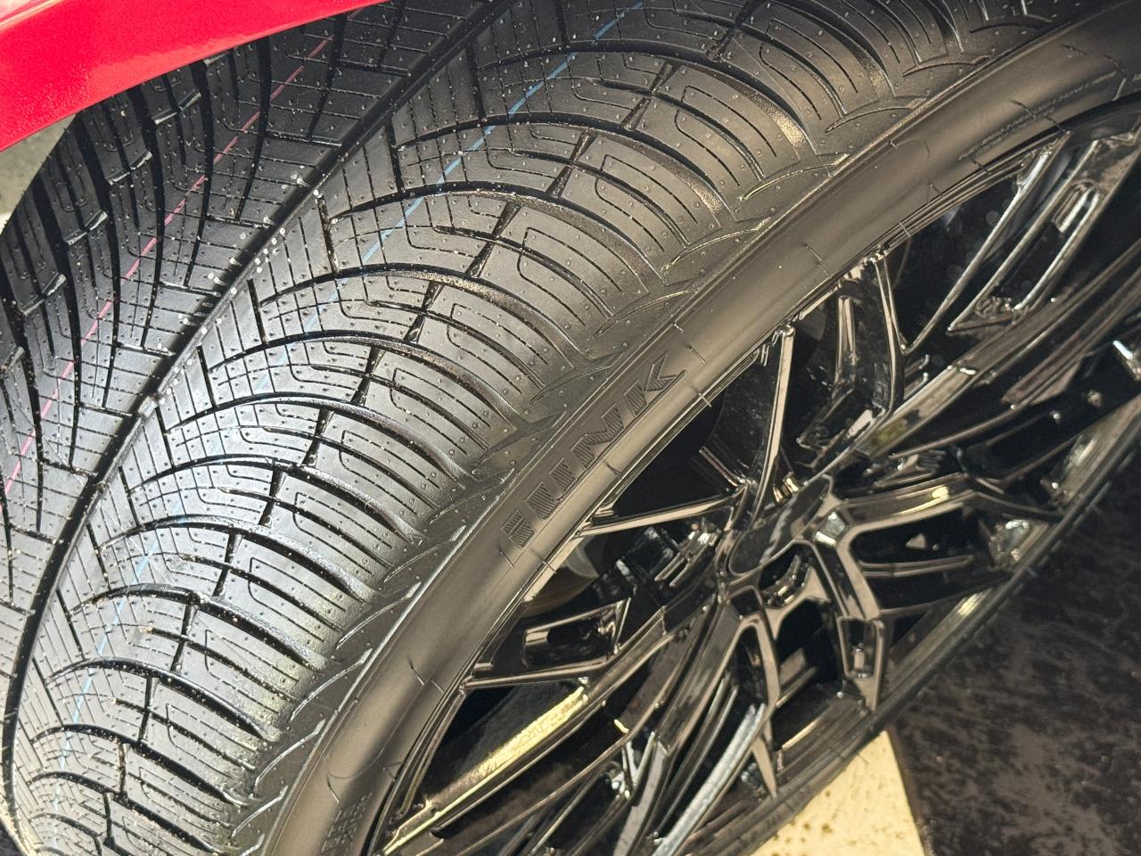 2018 Honda Accord Touring 2.0+New Tires+HUD+BlindSpot+CLEAN CARFAX - Photo #8