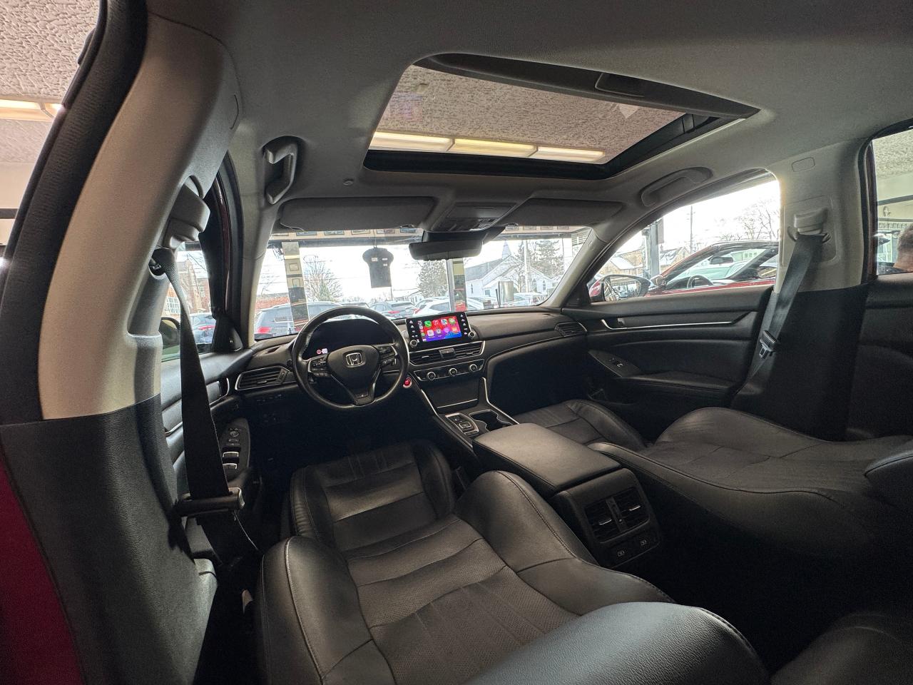 2018 Honda Accord Touring 2.0+New Tires+HUD+BlindSpot+CLEAN CARFAX - Photo #3