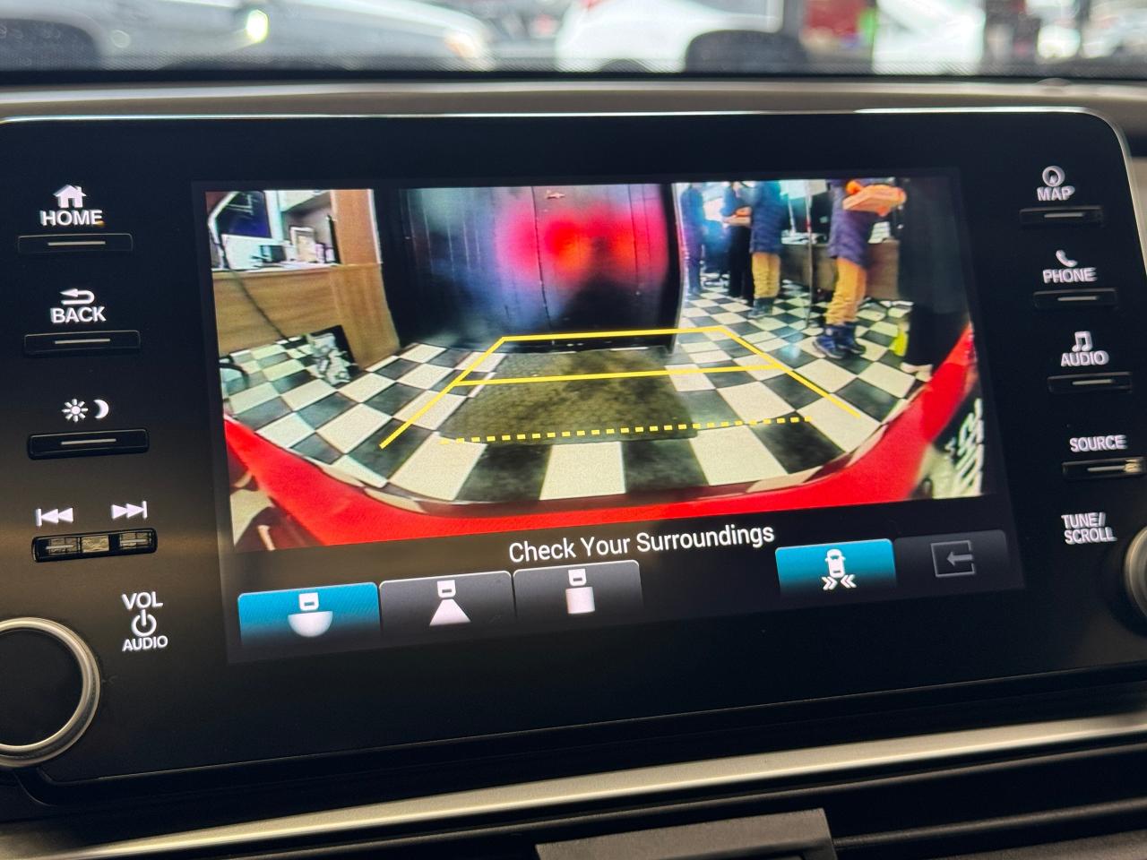 2018 Honda Accord Touring 2.0+New Tires+HUD+BlindSpot+CLEAN CARFAX - Photo #19