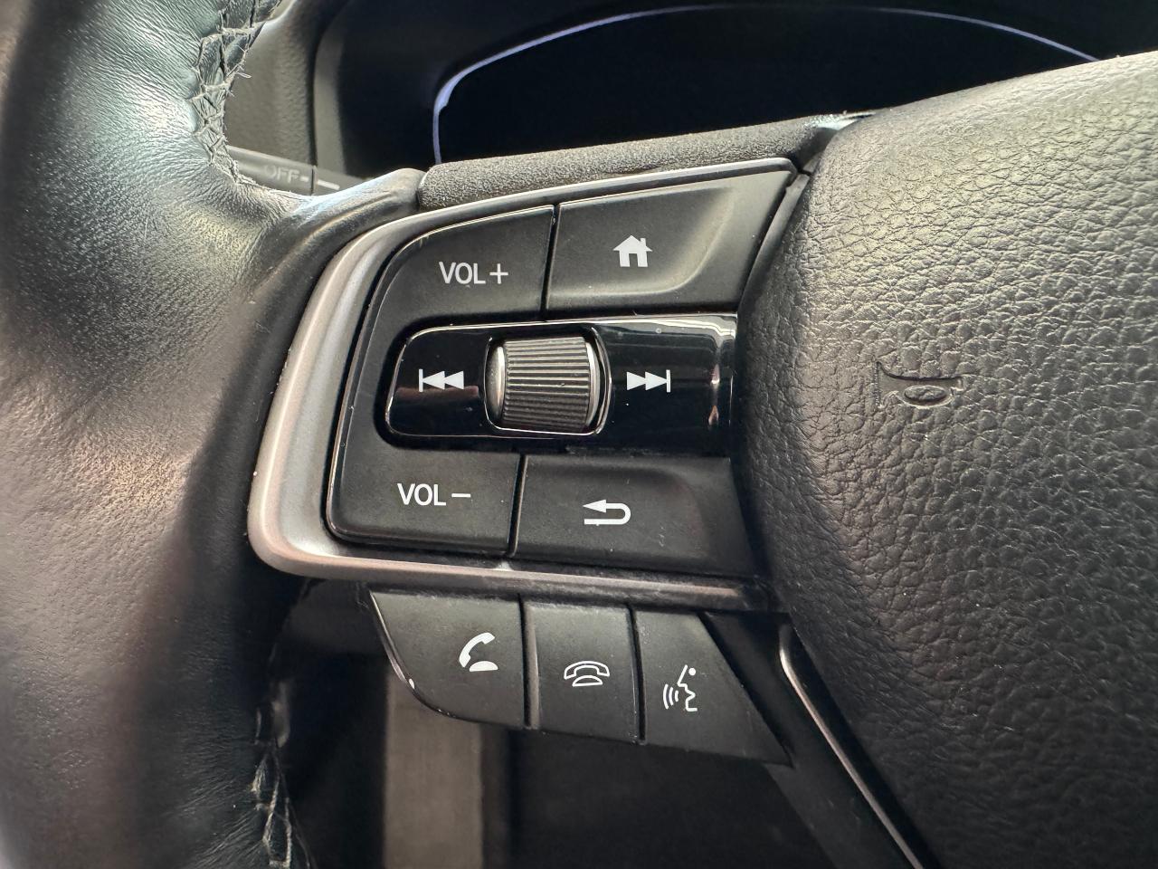2018 Honda Accord Touring 2.0+New Tires+HUD+BlindSpot+CLEAN CARFAX - Photo #67