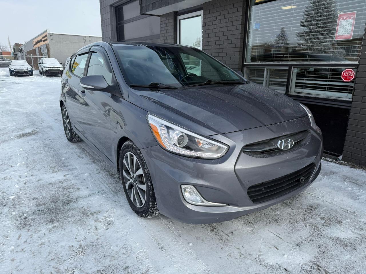 2017 Hyundai Accent SE HATCHBACK EASY FINANCING - Photo #6