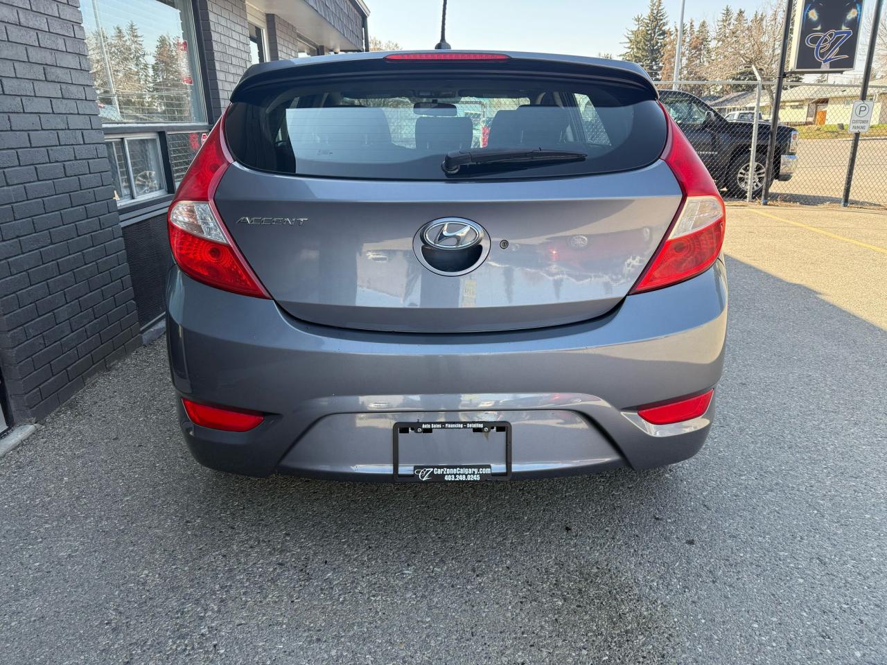 2017 Hyundai Accent SE HATCHBACK EASY FINANCING - Photo #4