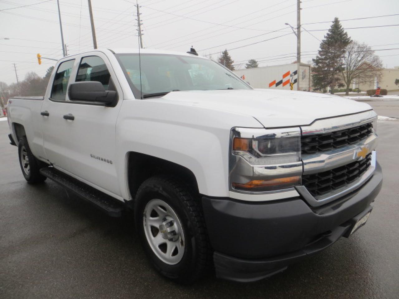 2016 Chevrolet Silverado 1500 CERTIFIED, 4X4,DOUBLE CAB, ONLY 88K, TONNEAU COVER - Photo #4