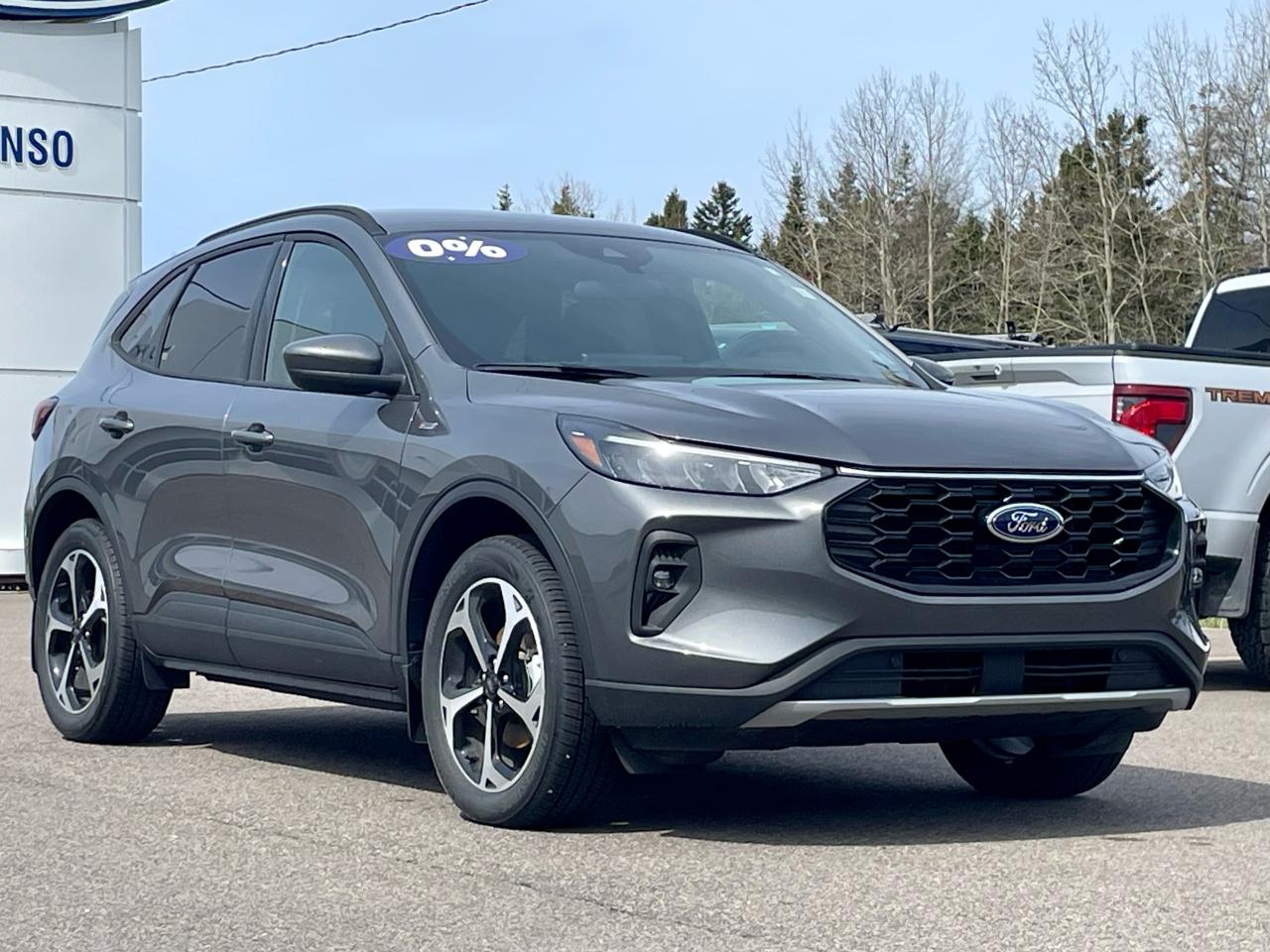 2025 Ford Escape ST-Line Select AWD Photo2