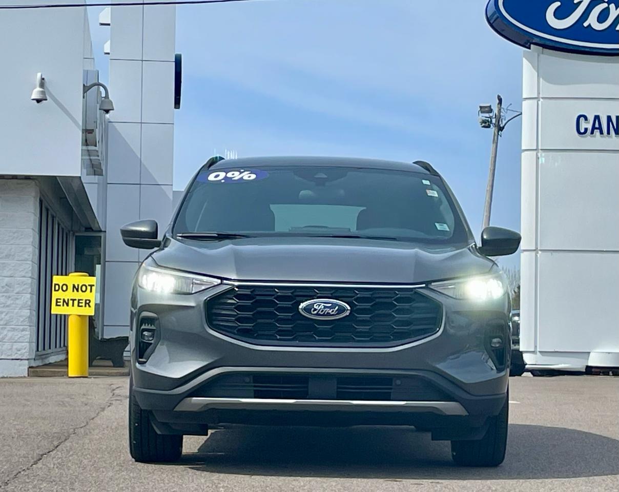 2025 Ford Escape ST-Line Select AWD Photo1