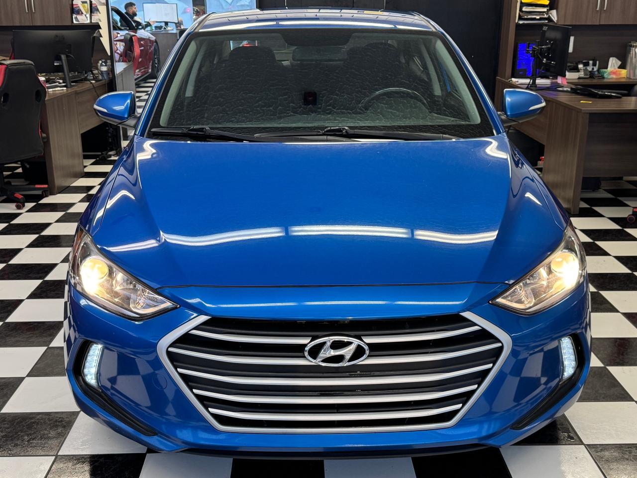 2018 Hyundai Elantra GL+New Tires+ApplePlay+HeatedSteering+CLEAN CARFAX Photo9