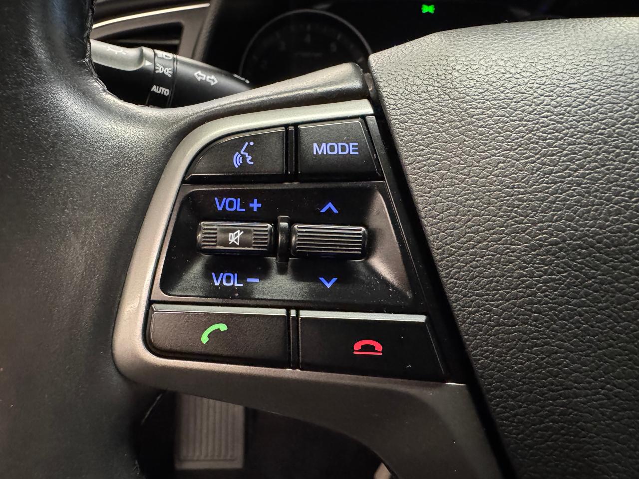 2018 Hyundai Elantra GL+New Tires+ApplePlay+HeatedSteering+CLEAN CARFAX - Photo #45