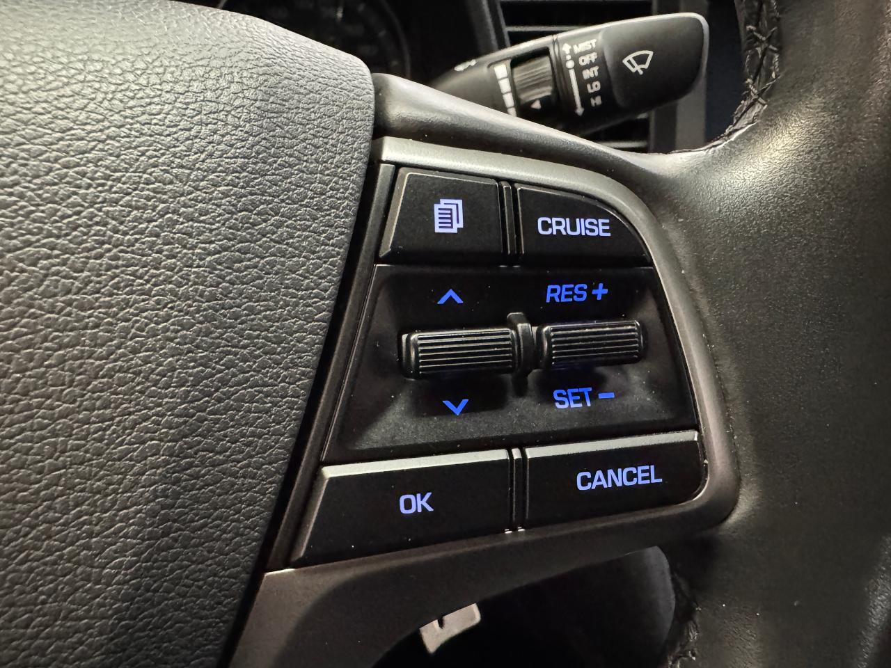 2018 Hyundai Elantra GL+New Tires+ApplePlay+HeatedSteering+CLEAN CARFAX - Photo #44