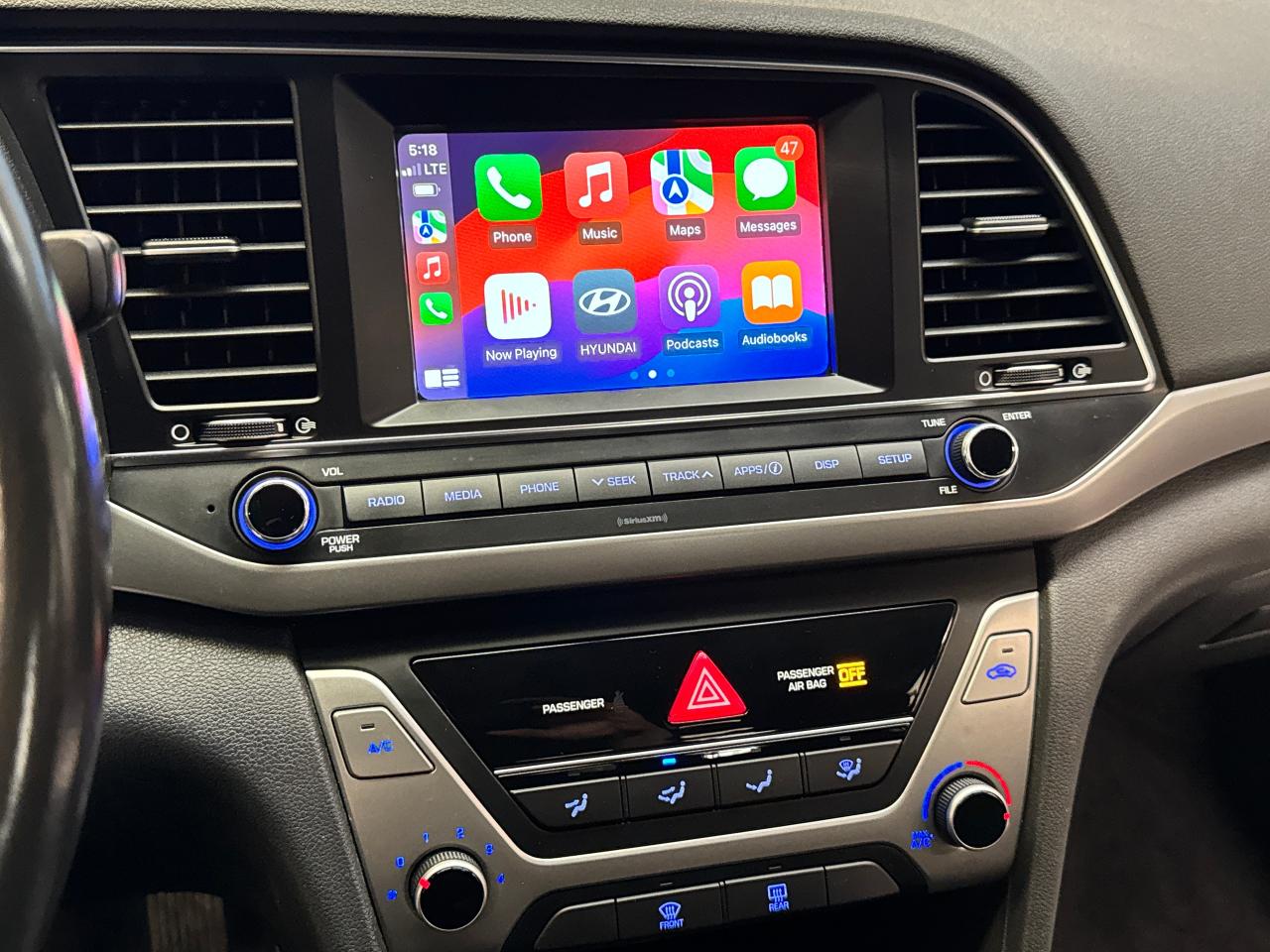 2018 Hyundai Elantra GL+New Tires+ApplePlay+HeatedSteering+CLEAN CARFAX Photo12