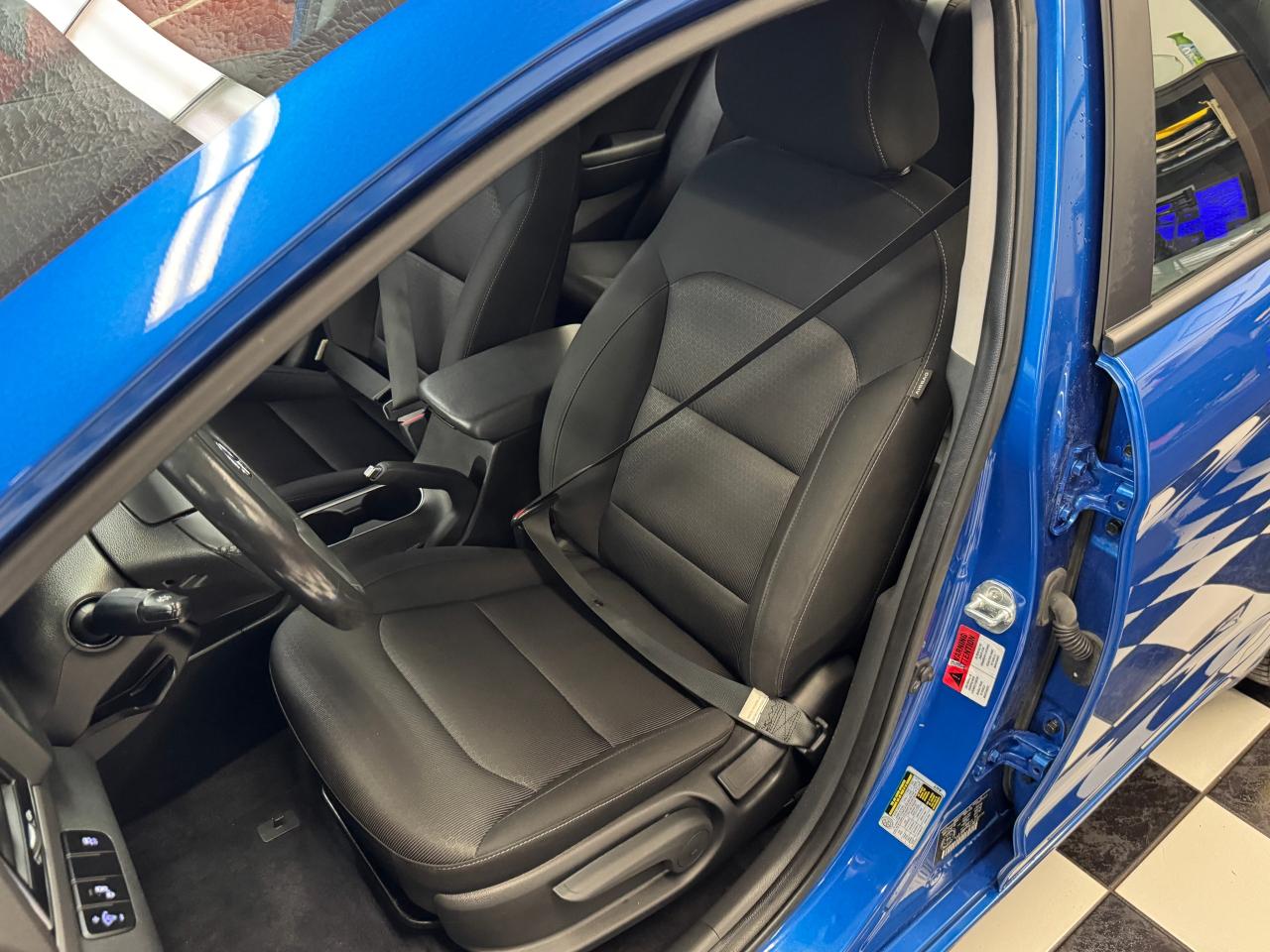 2018 Hyundai Elantra GL+New Tires+ApplePlay+HeatedSteering+CLEAN CARFAX Photo20
