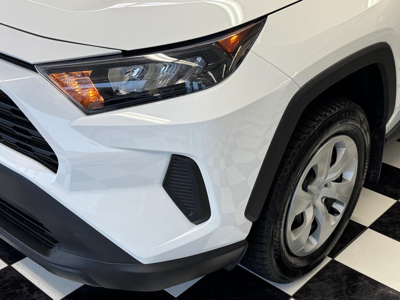 2021 Toyota RAV4 LE AWD+Adaptive Cruise+BSM+CLEAN CARFAX Photo39