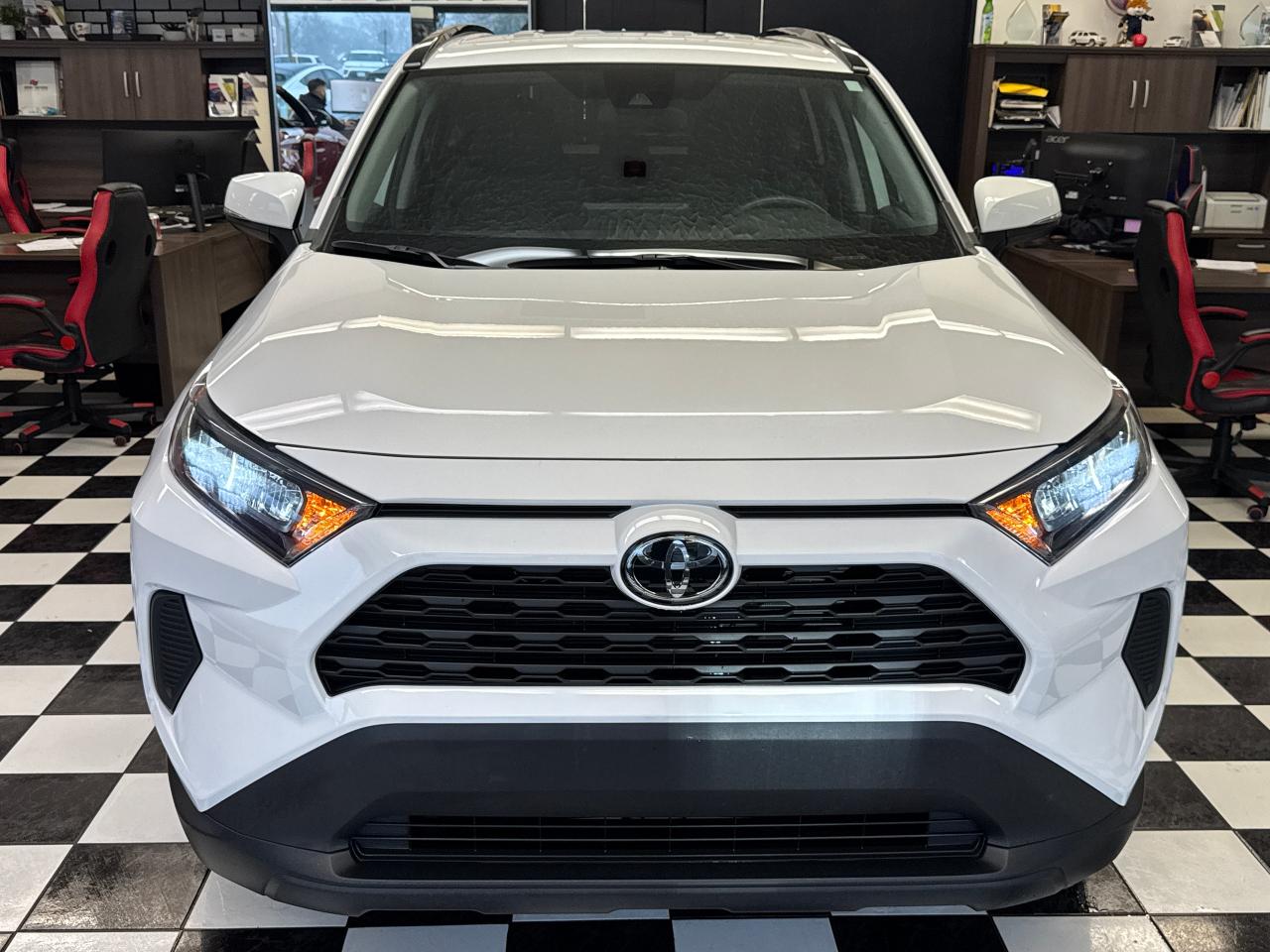 2021 Toyota RAV4 LE AWD+Adaptive Cruise+BSM+CLEAN CARFAX Photo10