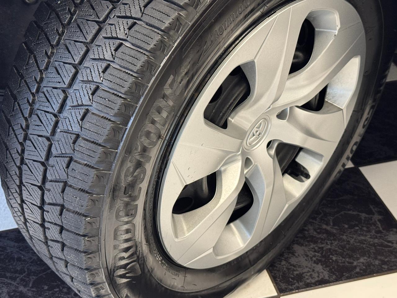 2021 Toyota RAV4 LE AWD+Adaptive Cruise+BSM+CLEAN CARFAX - Photo #4