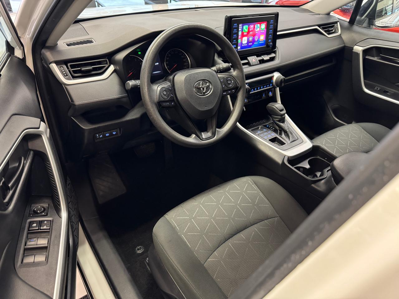 2021 Toyota RAV4 LE AWD+Adaptive Cruise+BSM+CLEAN CARFAX - Photo #18