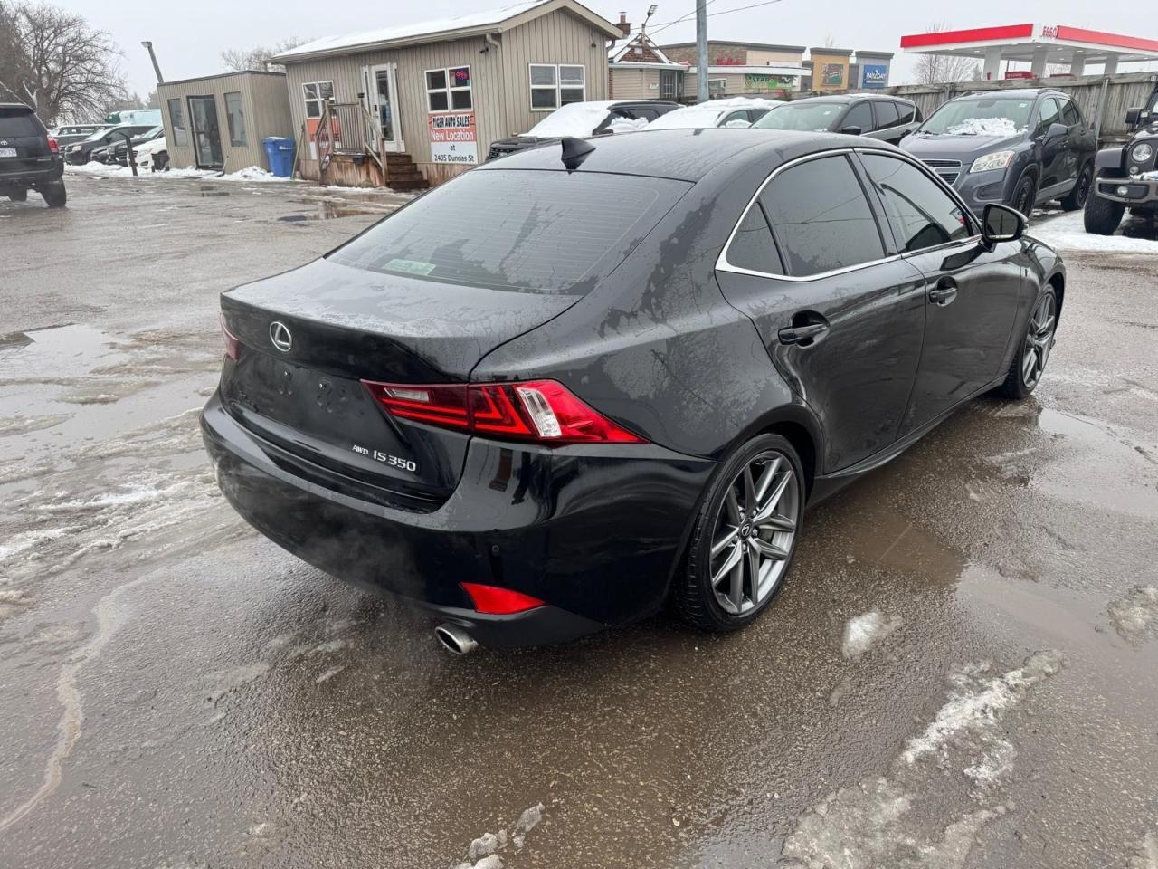 2016 Lexus IS 350 F-SPORT, AWD, RED LEATHER, ONLY 123KMS, CERT - Photo #5