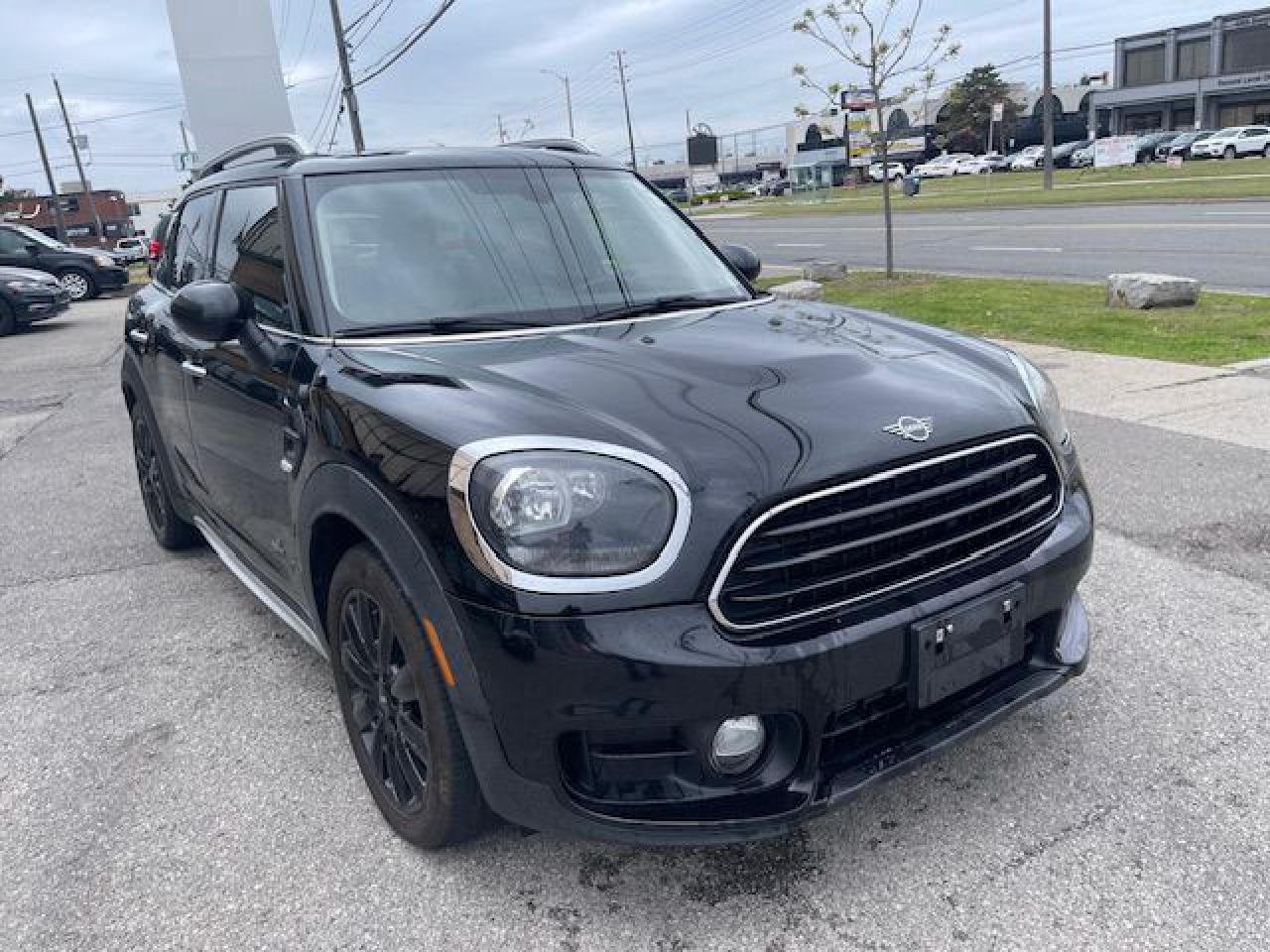 2019 MINI Cooper Countryman COOPER ALL4 / PANORAMIC SUNROOF - Photo #12