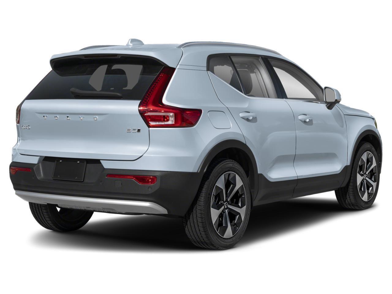 Used 2024 Volvo XC40 B5 AWD Core Dark Theme for sale in Surrey, BC