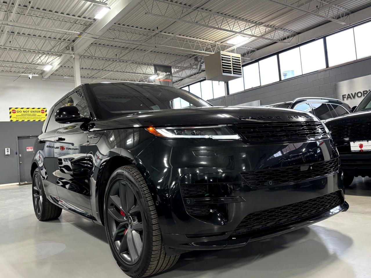 2023 Land Rover Range Rover Sport P400 Dynamic S|AWD|NO LUX TAX|NAV|MERIDIAN|3DCAM|+ - Photo #2