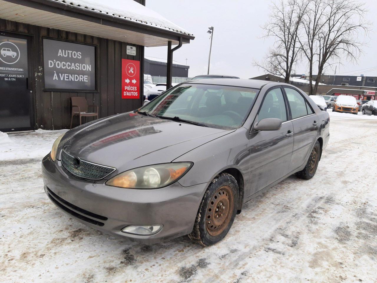 Used 2004 Toyota Camry SE for sale in Laval, QC