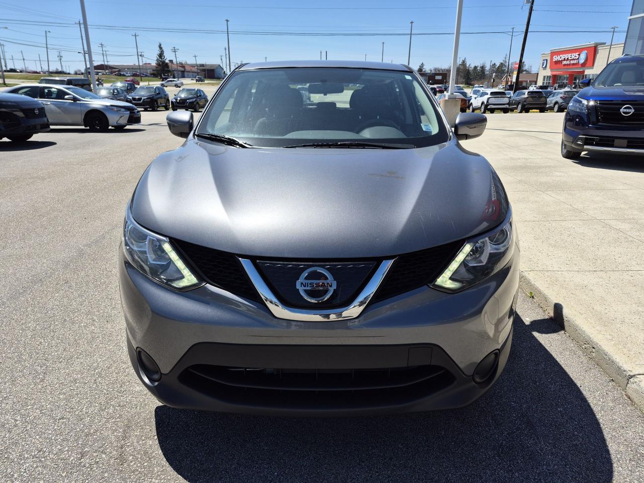 2019 Nissan Qashqai S AWD HEATED SEATS - APPLE CAR PLAY - ALLOY WHEELS Photo2