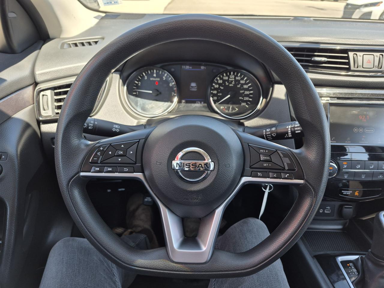 2019 Nissan Qashqai S AWD HEATED SEATS - APPLE CAR PLAY - ALLOY WHEELS Photo20
