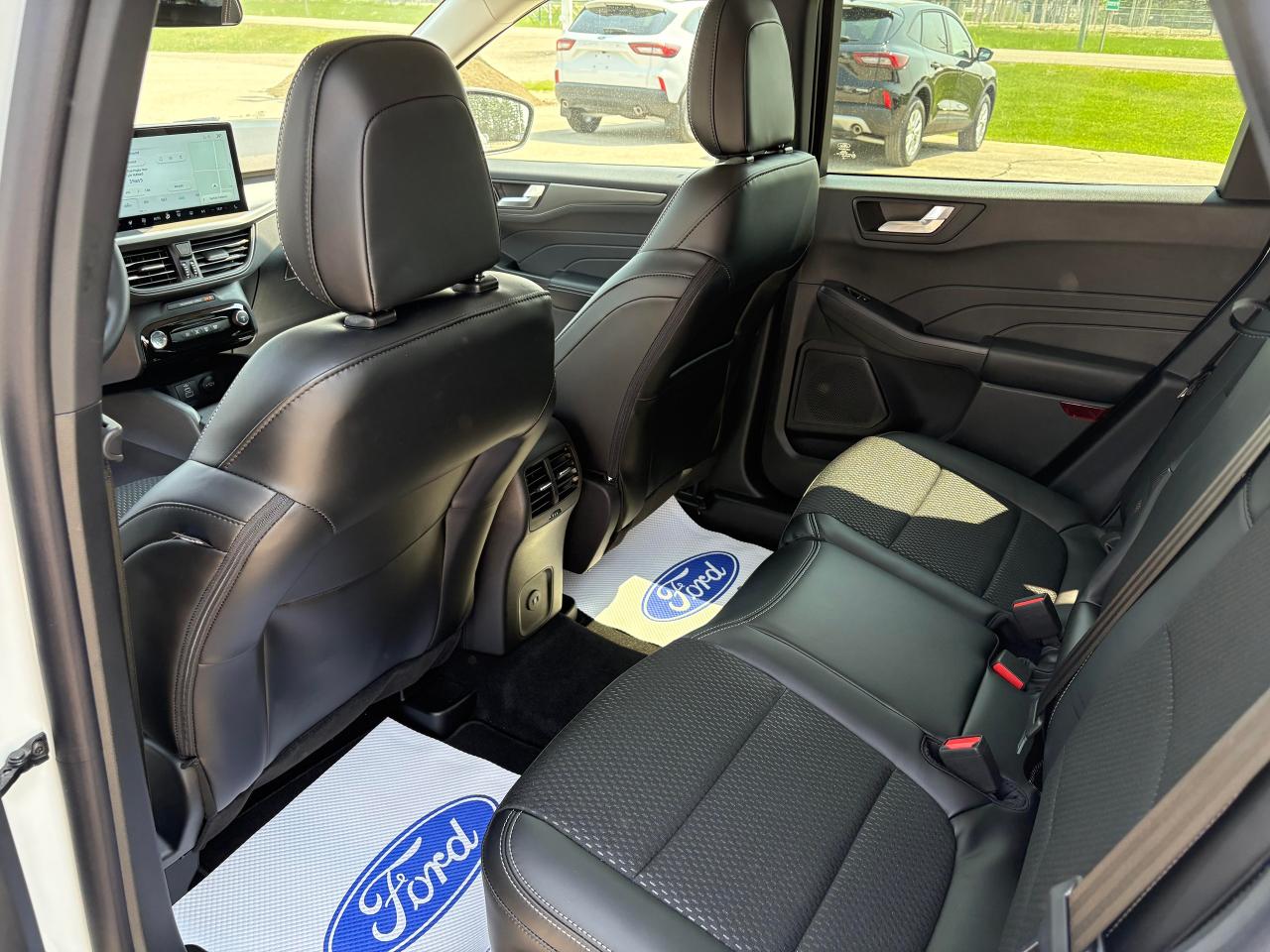 2025 Ford Escape PHEV FWD Photo5