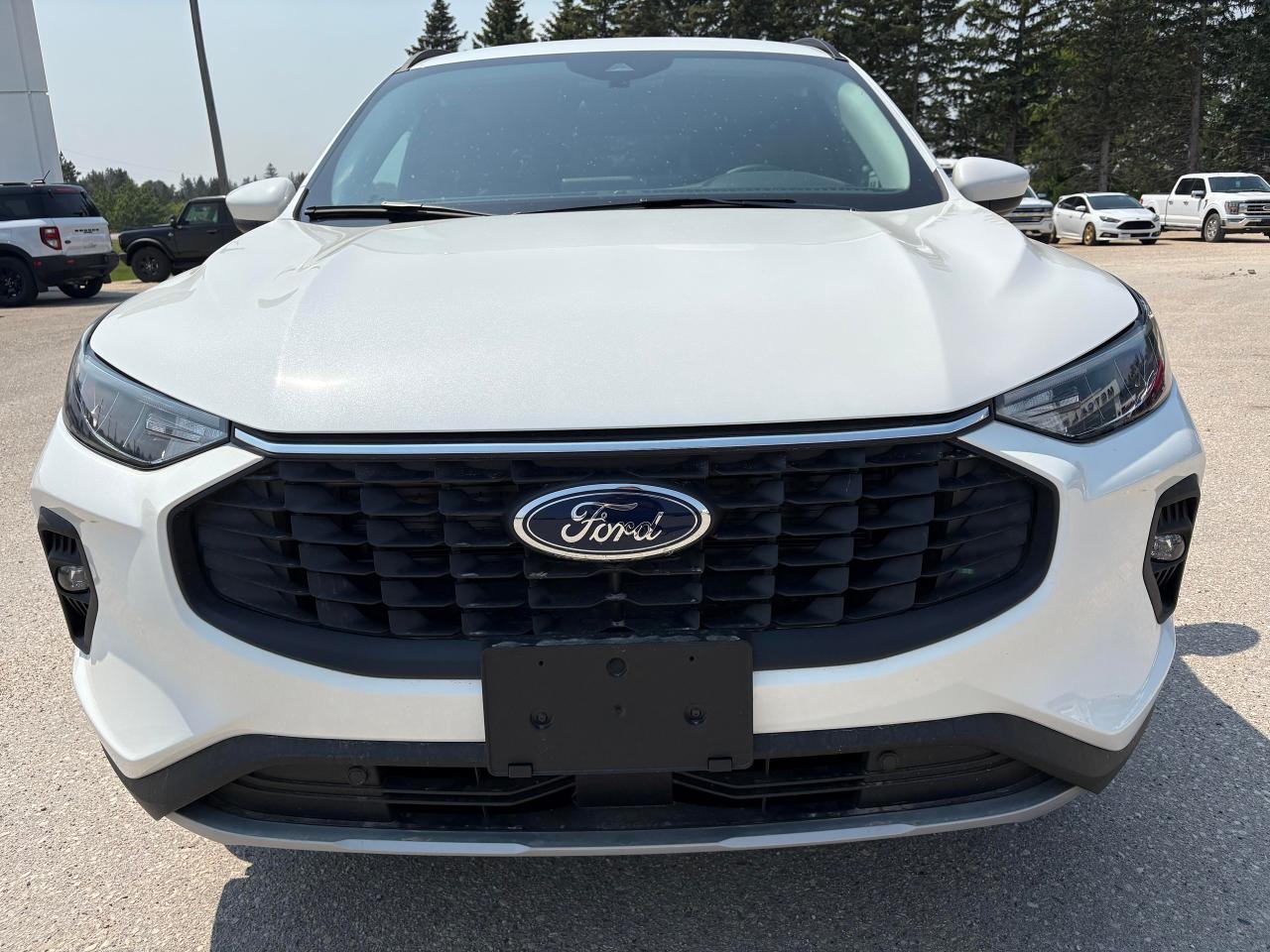 2025 Ford Escape PHEV FWD Photo2
