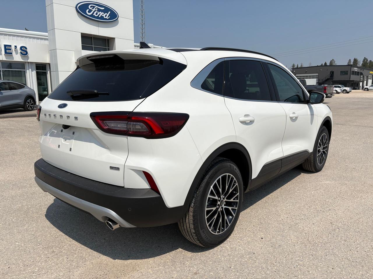 2025 Ford Escape PHEV FWD Photo5