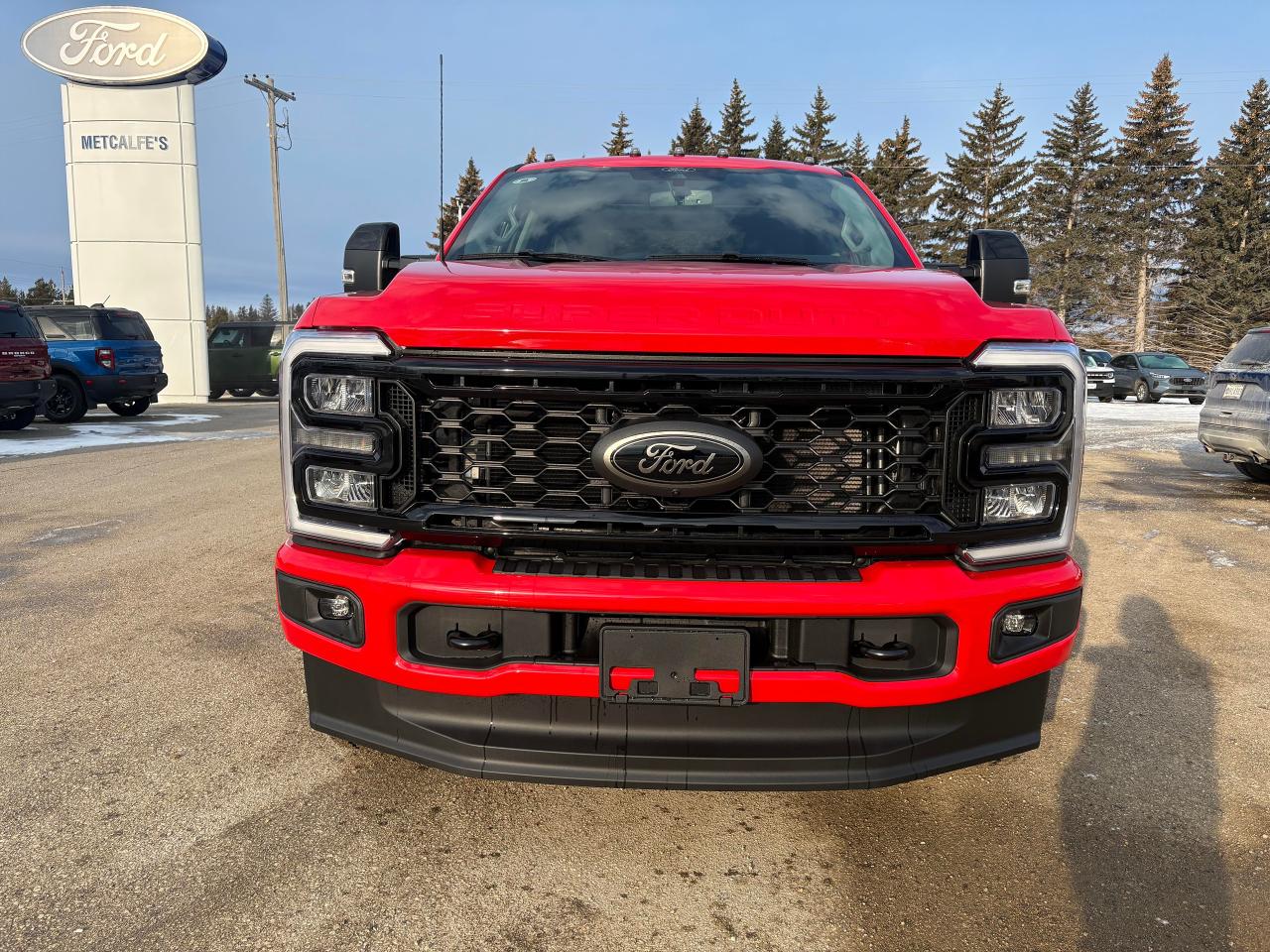 2025 Ford F-350 Super Duty SRW LARIAT 4WD CREW CAB 6.75' BOX Photo2