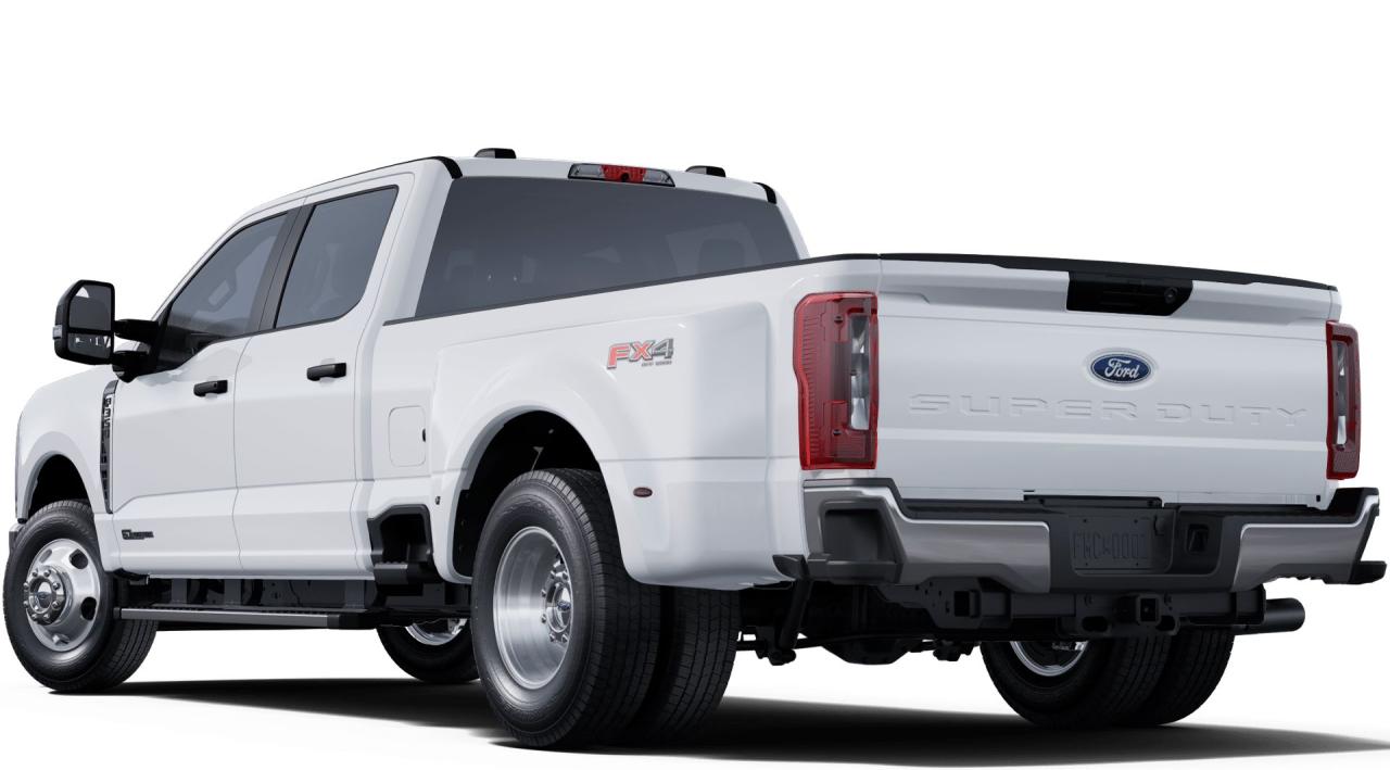 2025 Ford F-350 Super Duty DRW XLT 4WD CREW CAB 8' BOX Photo1