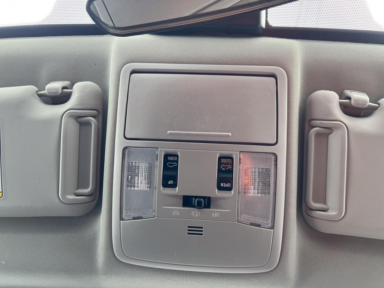 2018 Toyota RAV4 XLE FWD - Photo #26