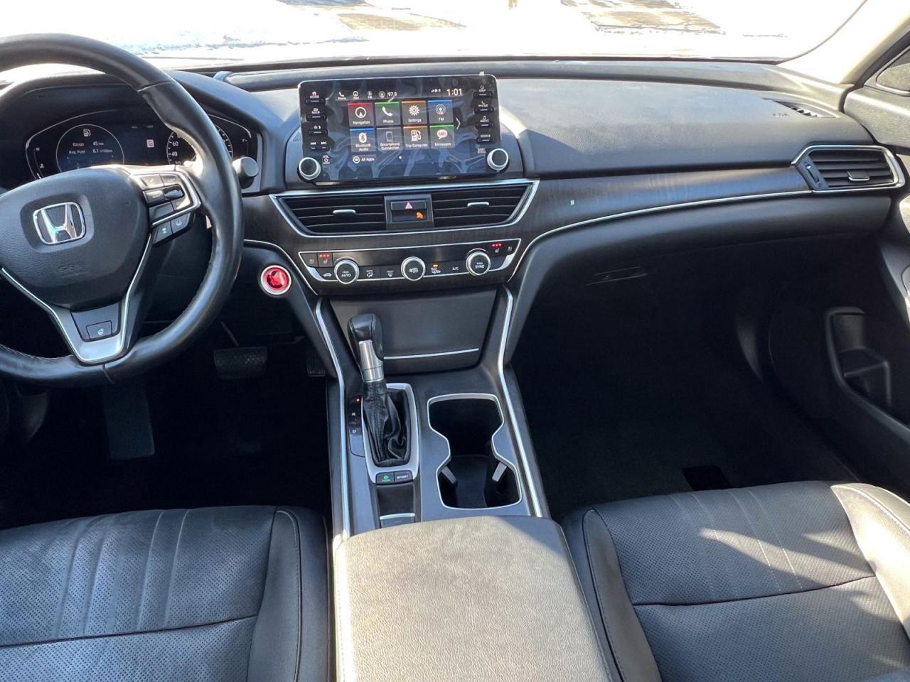 2019 Honda Accord Touring 2.0T 10A - Photo #14