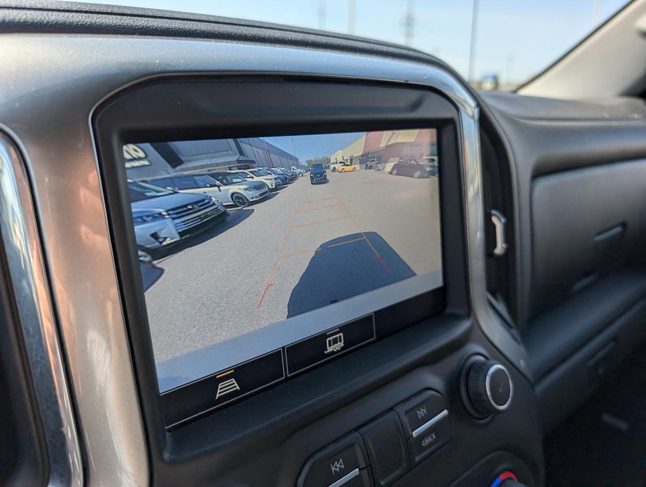 2021 Chevrolet Silverado 1500 LT Trailboss | Apple Carplay | Leather seats | - Photo #14