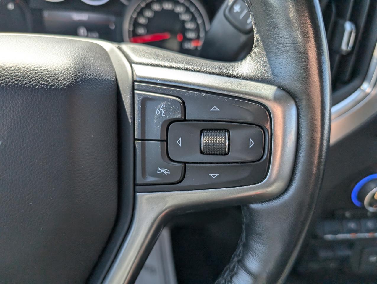 2021 Chevrolet Silverado 1500 LT Trailboss | Apple Carplay | Leather seats | - Photo #10