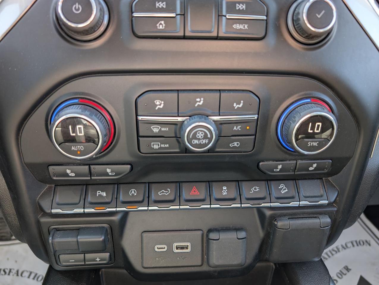 2021 Chevrolet Silverado 1500 LT Trailboss | Apple Carplay | Leather seats | - Photo #12
