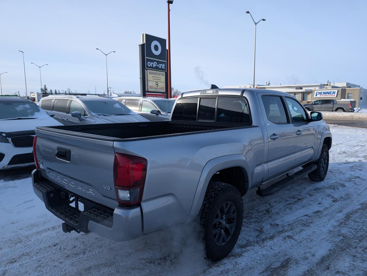 2020 Toyota Tacoma SR5 - Photo #11