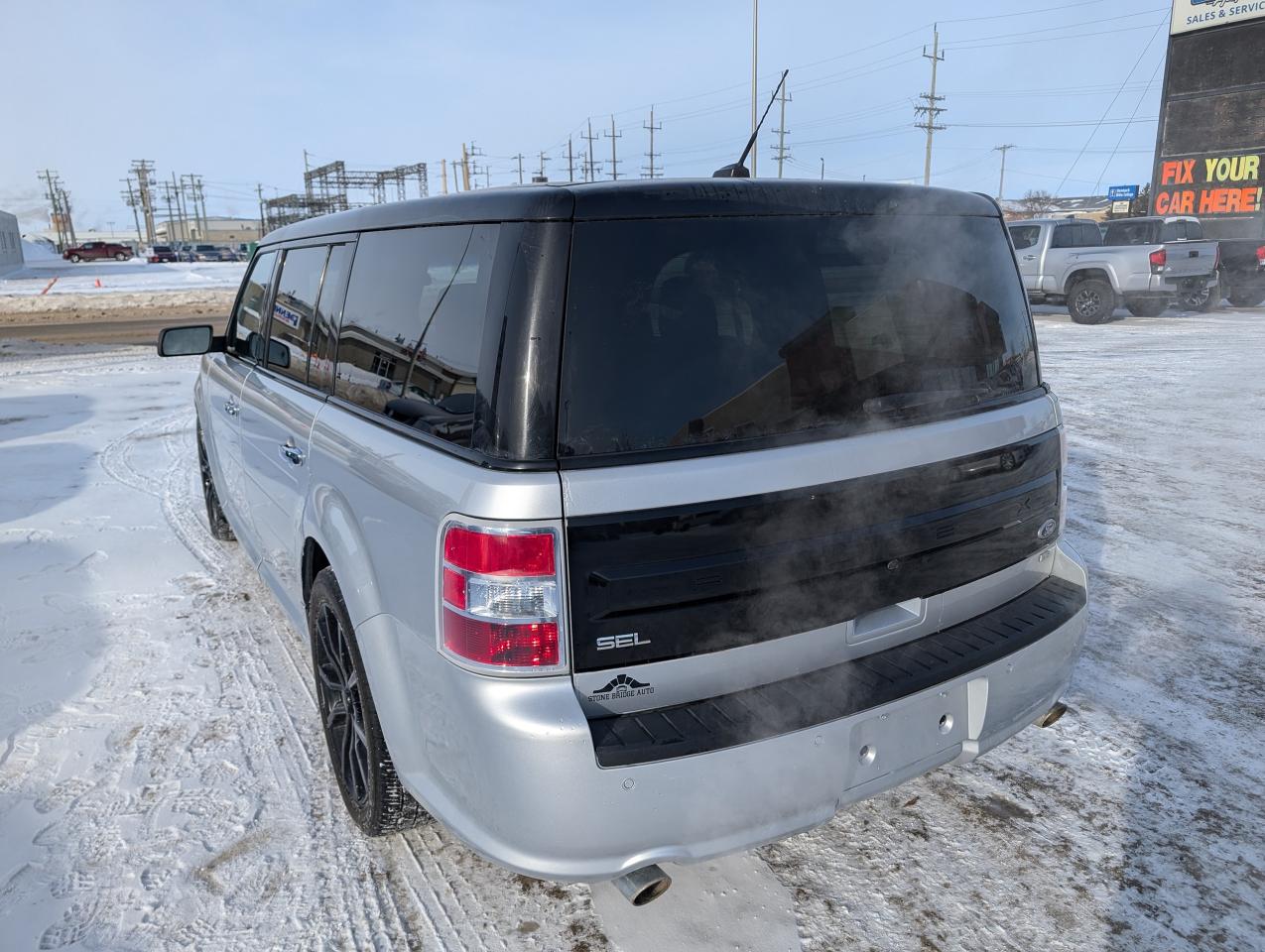 2017 Ford Flex SEL - Photo #4