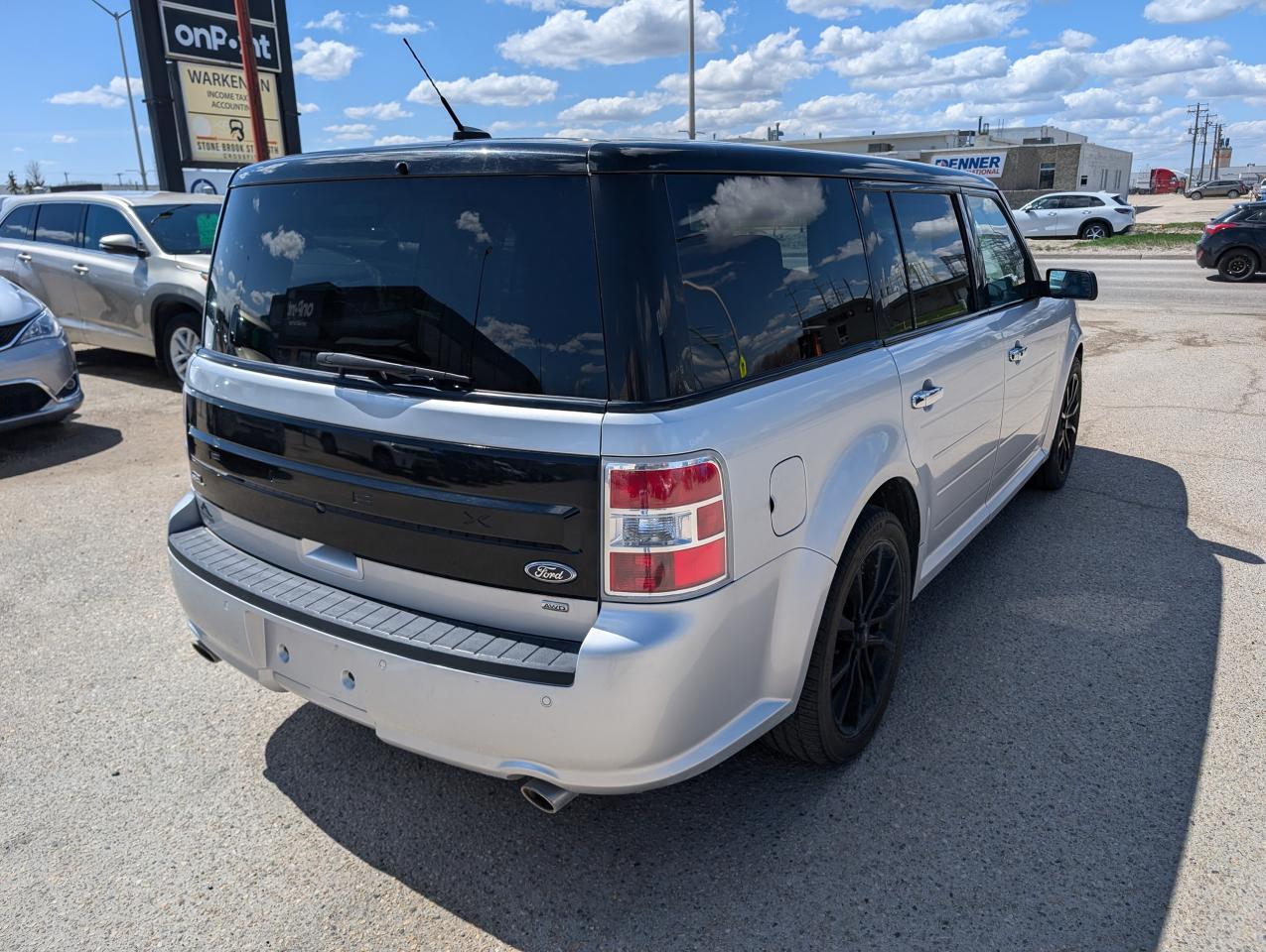 2017 Ford Flex SEL | Manitoba Owned | Leather | Command Start - Photo #4
