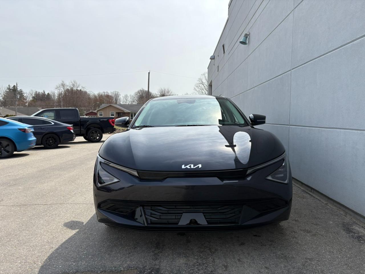 2025 Kia EV6 Land w/Premium Package Photo