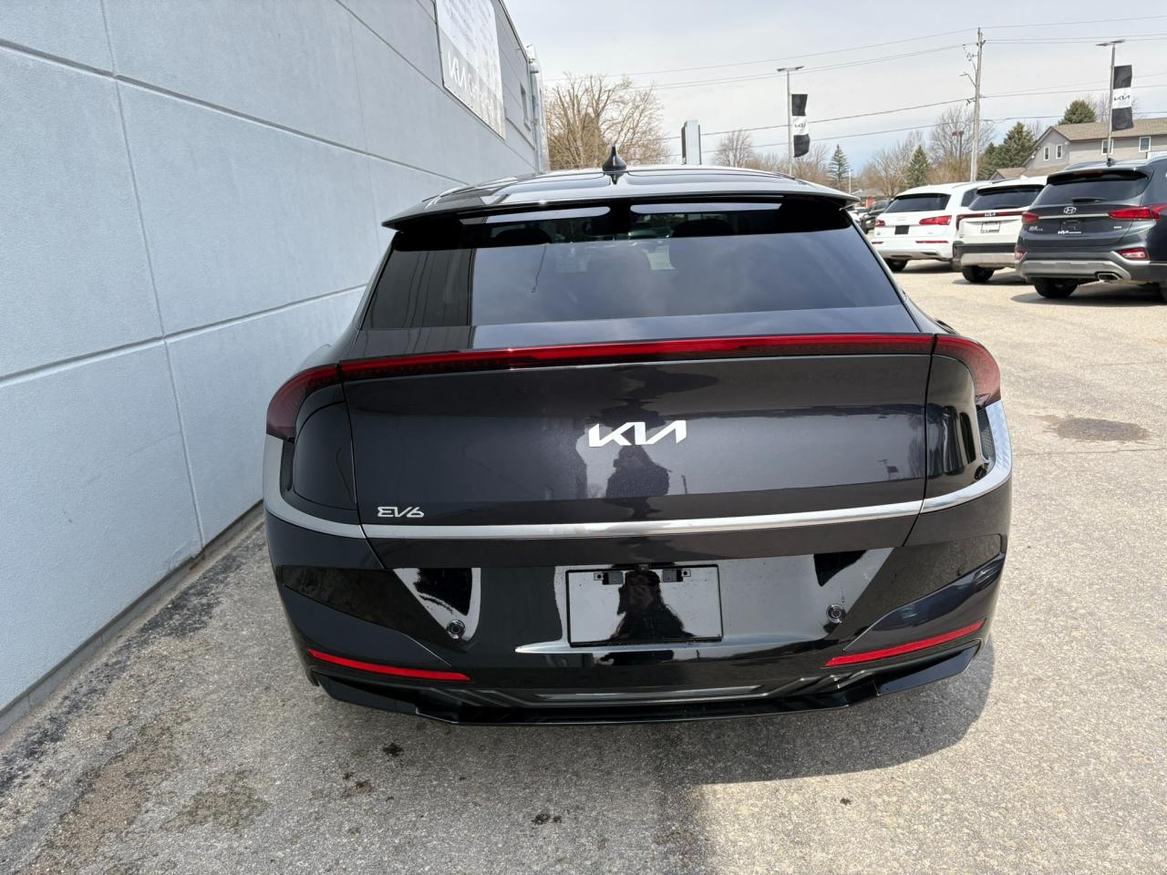 2025 Kia EV6 Land w/Premium Package Photo