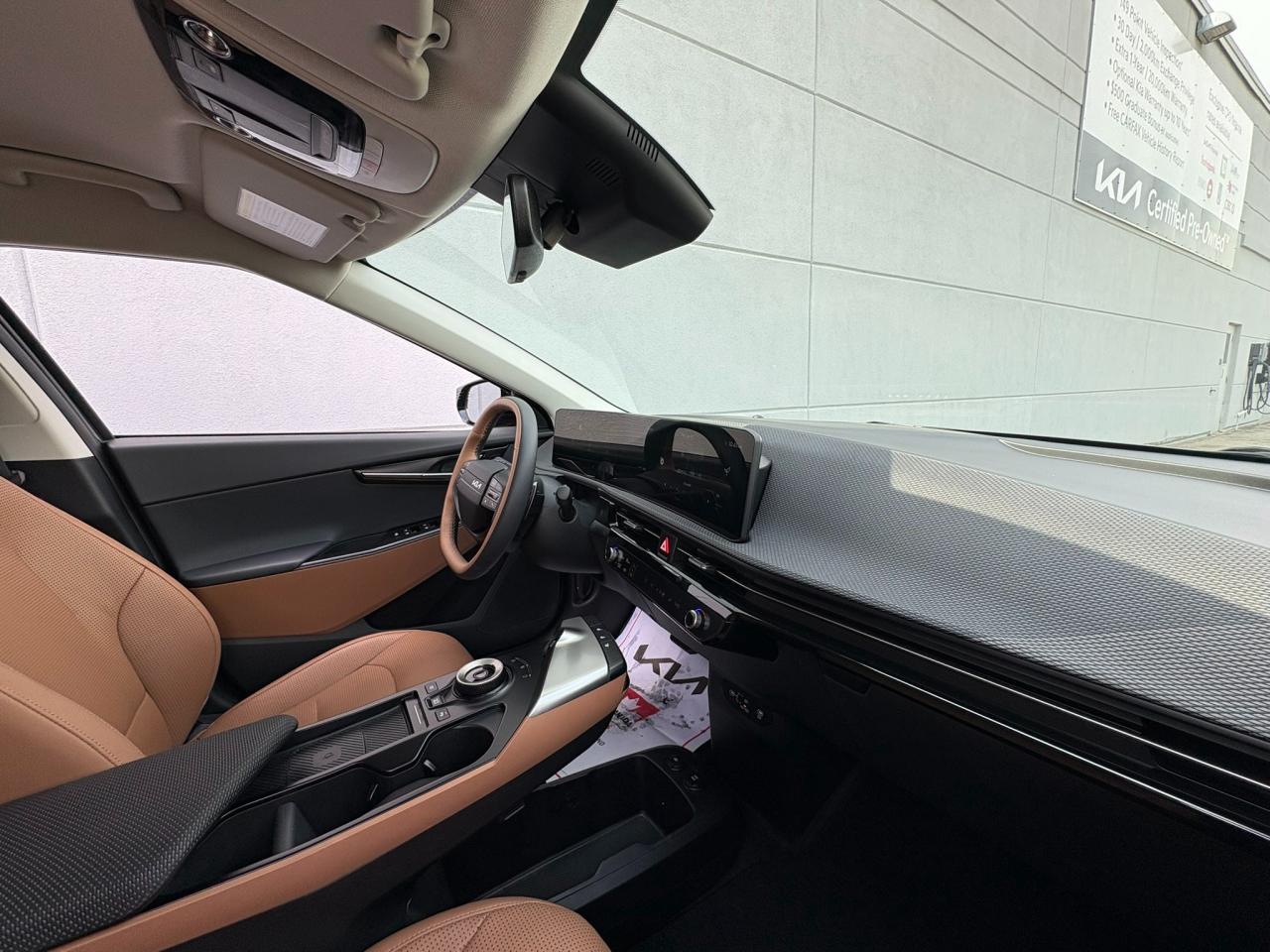 2025 Kia EV6 Land w/Premium Package Photo