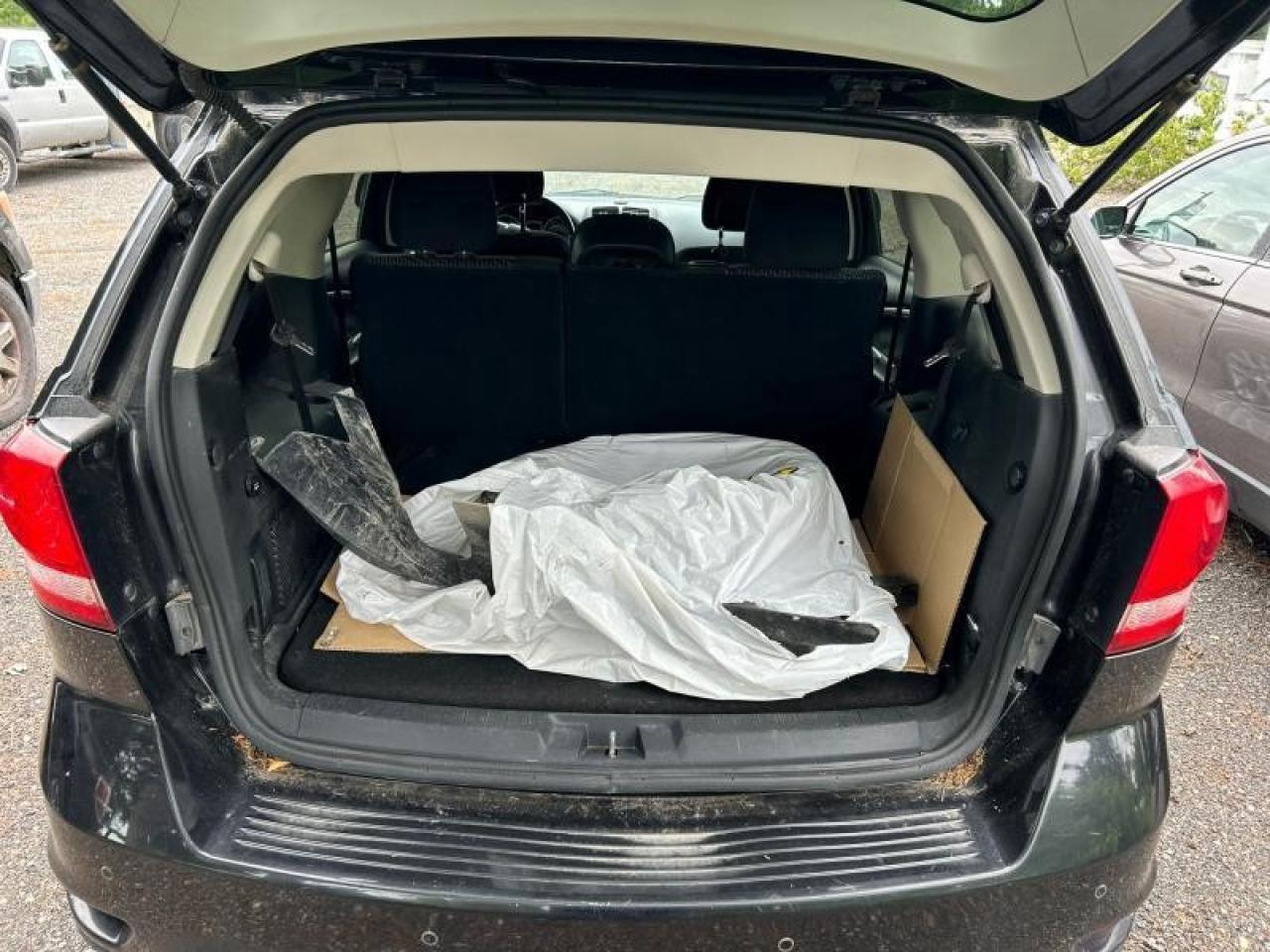 2013 Dodge Journey SXT Photo