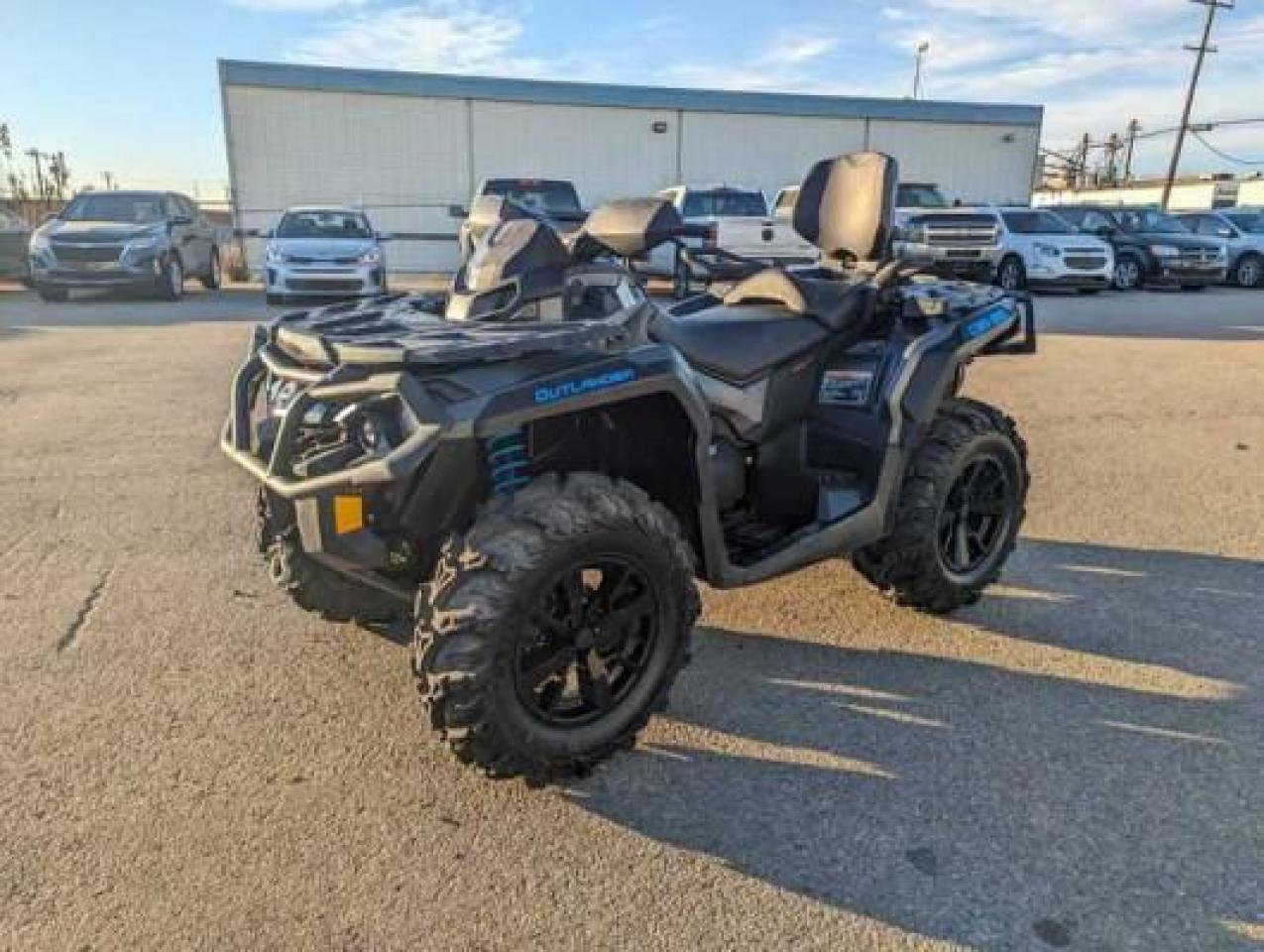 Used 2021 Can-Am Outlander 1000 XT MAX 650 XT for sale in Edmonton, AB